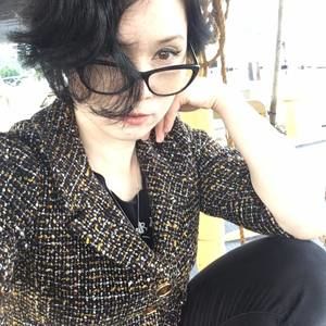 Meet your Posher, Ilima